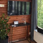 Idyllisches Haus Im Wald Ferienhaus
